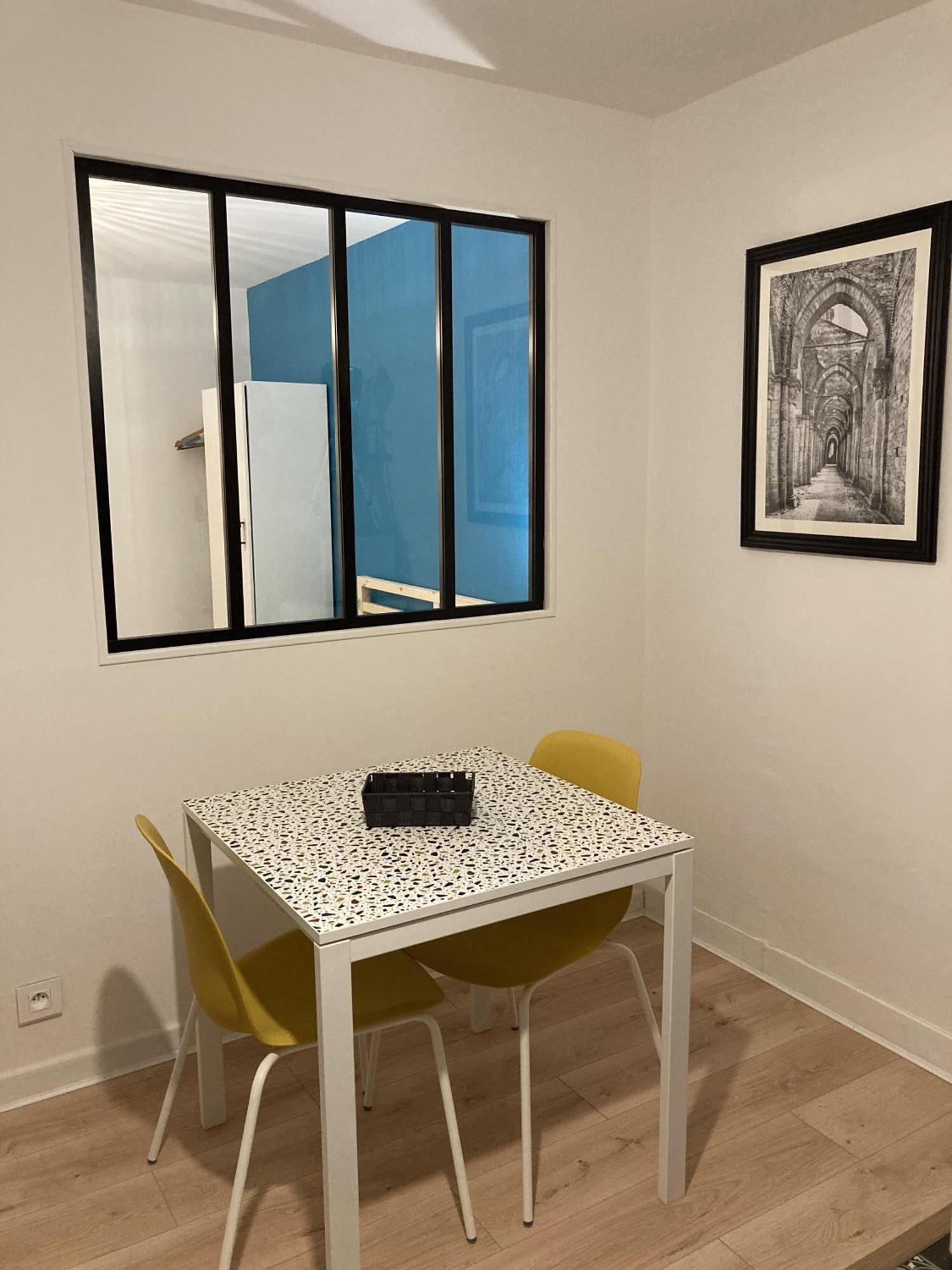 Le Petit Studio Proche Gare Flers  Room photo